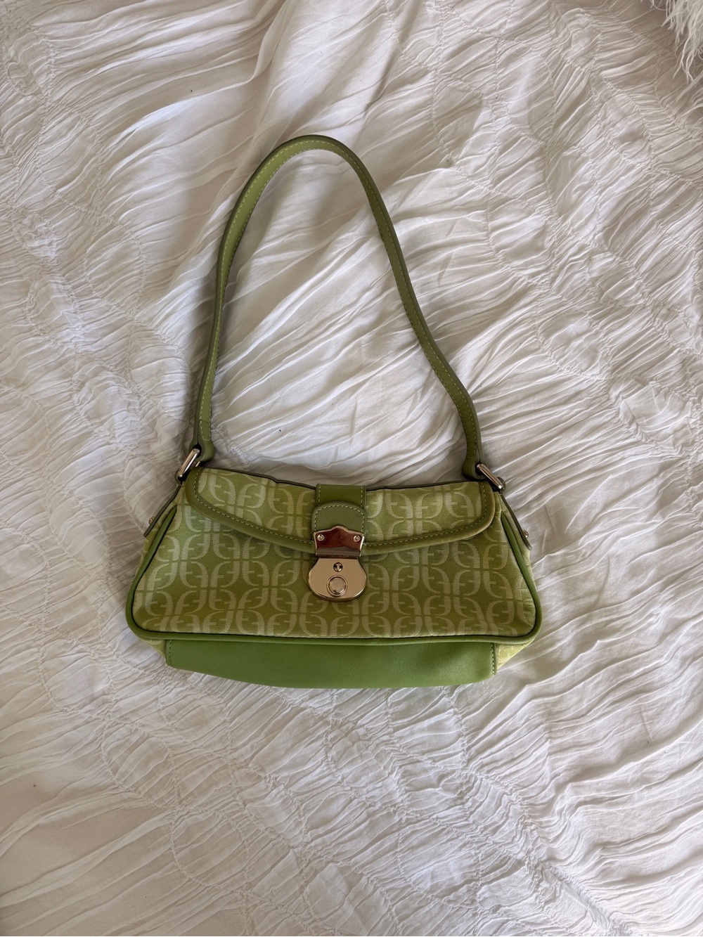 Vintage Fossil green shoulder bag